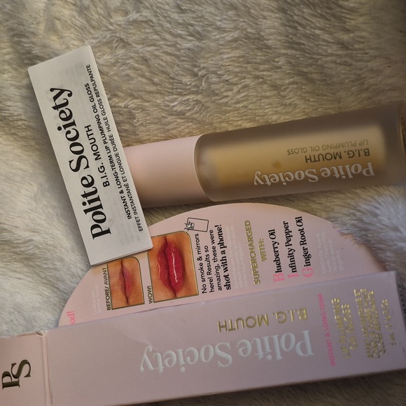 Polite Society Lip Gloss NIB - Picture 9 of 9